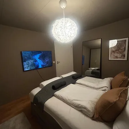 Cozy - Near Downtown - Parking Apartamento Tromsø