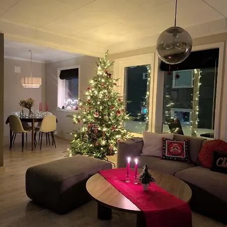 Cozy - Near Downtown - Parking Appartamento