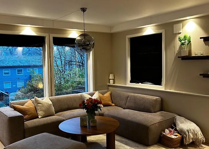 Cozy - Near Downtown - Parking Apartamento